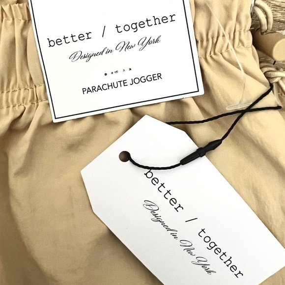 Better Together NYC Beige Cream Parachute Joggers Size Medium y2k retro - Picture 7 of 7